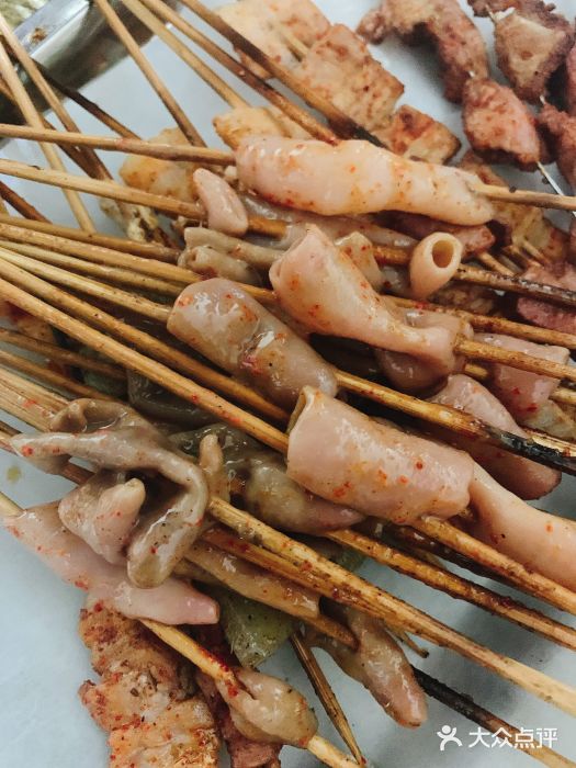 小红桶烧烤(烟台芝罘医院总店)图片