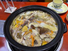 -菌之家·专业纯野生菌火锅·特色炒菌