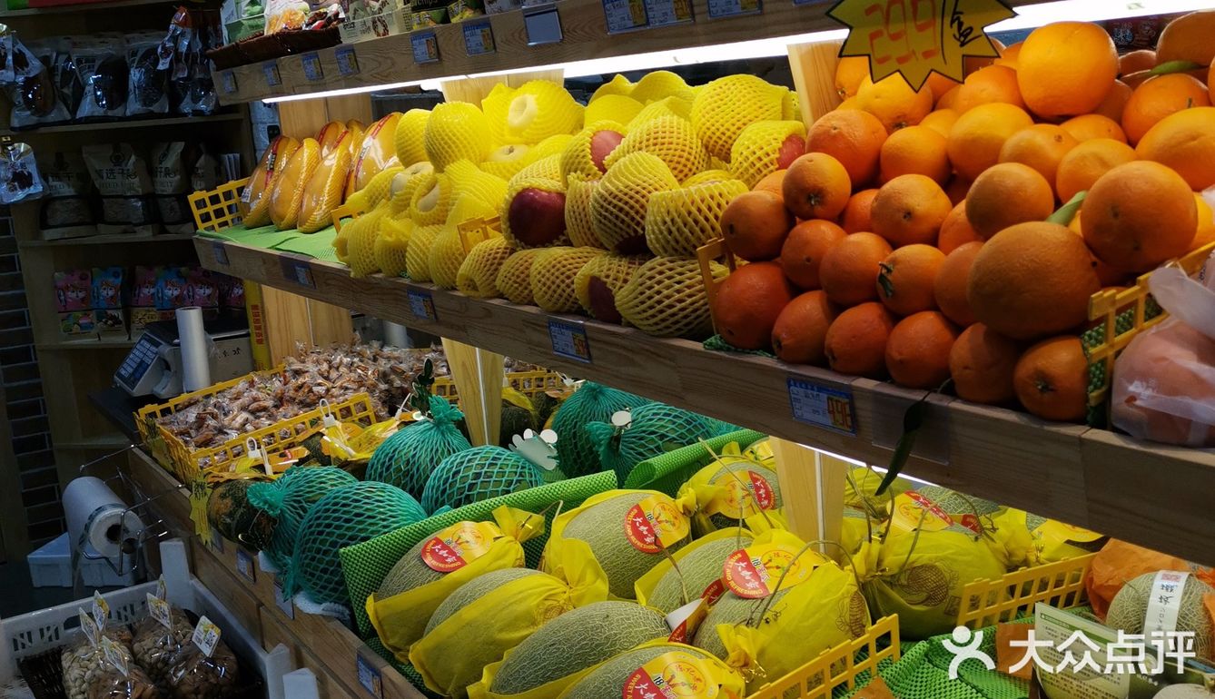 最后切成小快装盒，吃起来真是太方便了