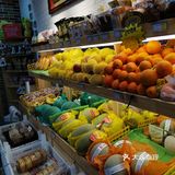 最后切成小快装盒，吃起来真是太方便了