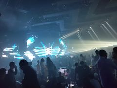 -简奥斯汀·赫本酒吧
