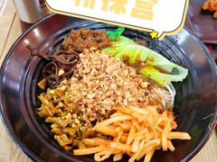 -粉探营螺蛳粉(长宁龙之梦店)
