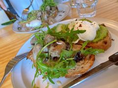 牛油果吐司-Egg•Allday Brunch(襄阳北路店)