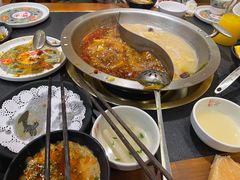 -沸炉重庆老火锅(军事博物馆店)