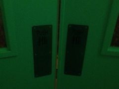 消防通道上锁，缺德.！-首都电影院(天津店 中国巨幕)