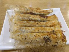 -八百里牛肉汤(盖饭·锅贴·万象城店)