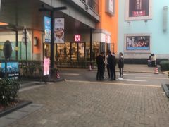 -优衣库(上海金桥国际商业广场店)