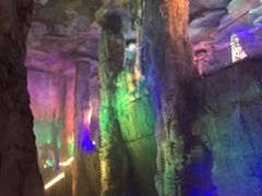 -泰安地下龙宫景区