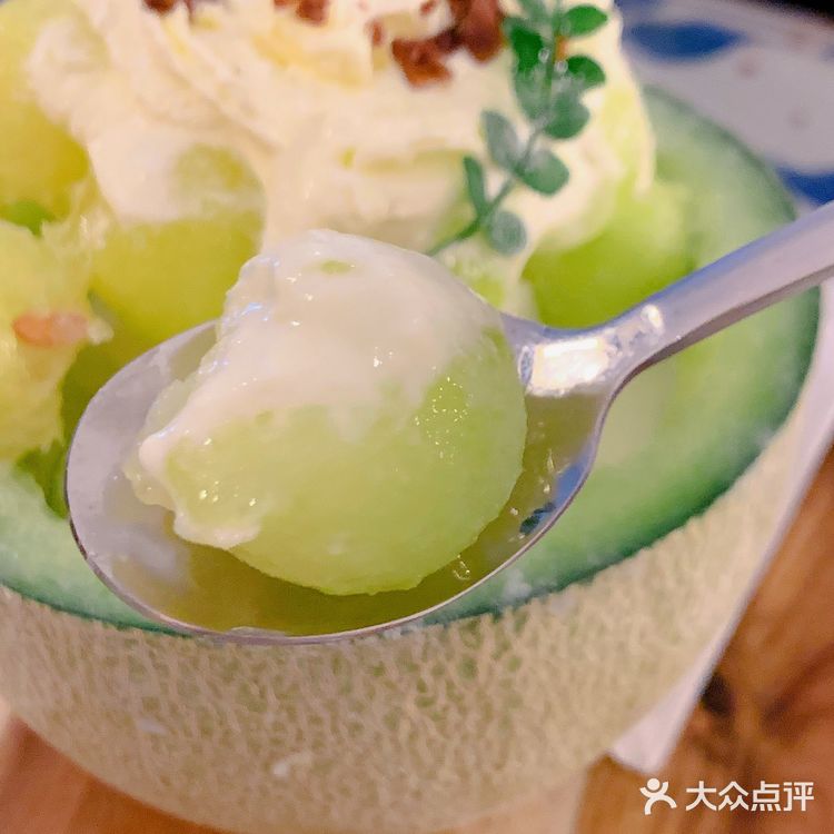 上饶美食|整颗🍈玫珑蜜瓜冰🍧夏日必打卡