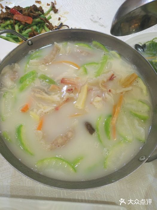 恒宝大酒楼(城际·荔盈大厦店)鱼皮饺浸皇后蚌图片