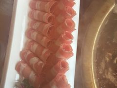 -小天鹅火锅·一线江景洪鼎旗舰店(洪崖洞店)