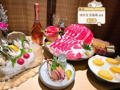M11澳洲谷饲雪花肥牛-余欢领鲜火锅(新街口店)