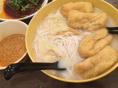 -谭仔云南米线(粉岭车站路店)