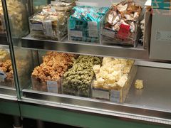-上海哈尔滨食品厂(汇联商厦店)