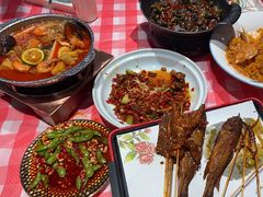 -辣小鲜·南昌大排档(船山路店)