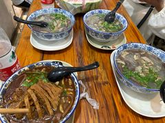 -叶新小吃店(来凤小区总店)