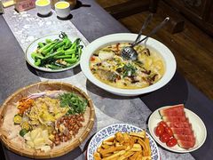 -花溪雨·森林餐厅(石基店)