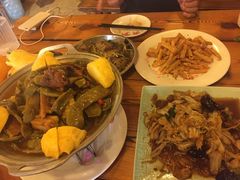 -闯关东东北农家菜(崂山石老人店)
