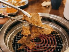 -明洞阿姨·韩式酱蟹烤肉·创意料理(三元桥店)