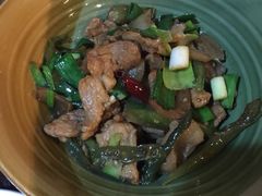 -富正毅三下锅·湘西韵味(天门山索道店)