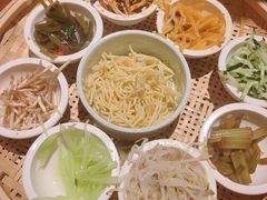 -包整·丝娃娃(甲秀楼景观店)