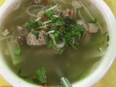 -穆豪麦蒸碗羊羔肉