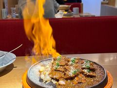 招牌火焰厚切牛肉-蜜桃餐厅·伴山(海岸城店)