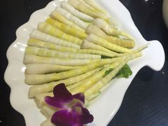 -重庆德庄火锅(体育中心店)