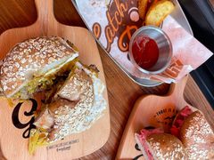 -Catch Bagel(芳草地店)