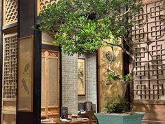 -龙悦湾酒家·八阵鱼生·渔人码头店
