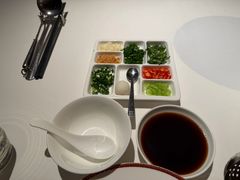 -洋房火锅(上海新天地南北里店)