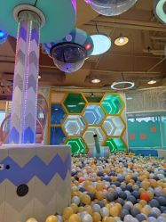 -多多淘儿童体验中心(重庆来福士店)