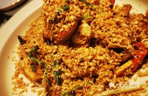 Bifengtang Family Feast