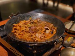 铁板章鱼五花肉-春熙台韩国料理·章鱼肥牛(西丽店)