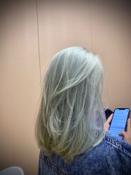 -TONI&GUY