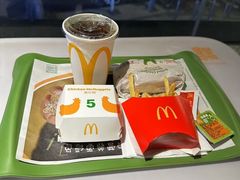 -麦当劳(龙洞店)