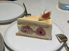 招牌无花果伯爵蛋糕-Toris(LuOne凯德晶萃广场店)