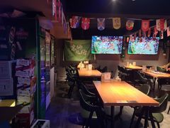 -京狮炙燥·精酿烧烤(首经贸店)