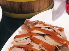 -皇城根·烤鸭·鱼头·家常菜(欧亚大观乐活城店)