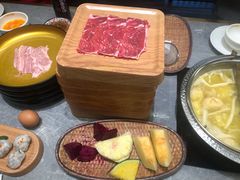 M8和牛畅吃-一绪に寿喜烧(荟聚店)