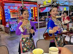 -刘姐啤酒鱼民族演艺餐厅(西街总店)