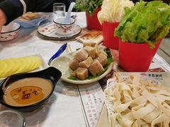 -羊家胡同·龙虾烧烤火锅(龙汇路店)