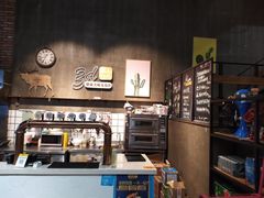 -第三空间·趣味桌游·轰趴.室内CS.剧本杀(大武汉1911店)