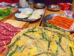 -青瓦炭韩潮烤肉(花园道店)