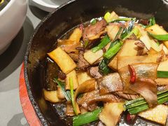 杏鲍菇炒牛肉-云海肴·汽锅鸡·云南菜(高德置地店)