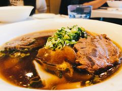 -天下三绝 牛肉面/红酒