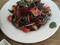 红菜头沙拉-普兰达德国餐厅·德式脆皮烤猪肘·自酿啤酒(观唐店)