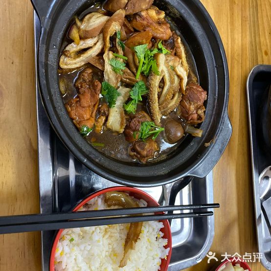 孙家鸡煲米饭(洮南路店)