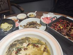 -滇越乘象云南餐厅(豆各庄店)