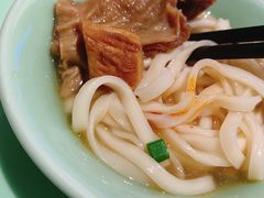 -锦粤宫·融合粤菜(上海金沙江店)